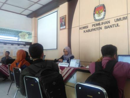 Hari Terakhir Pendaftaran PPK di KPU Bantul